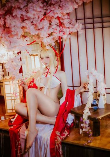 赶尸艳谈2第二部精彩集锦_1080日韩电影在线