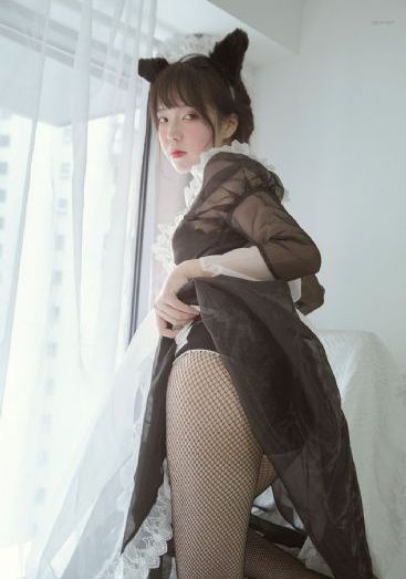 漂亮的女老师电影_蓝光高清电影在线