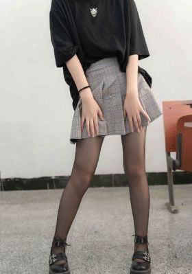 《女教师》未删减_剧情片动漫免费观看