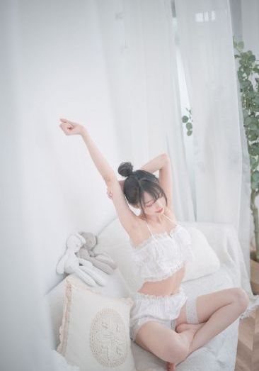 黄大色黄女片18第一次_1080电影在线观看