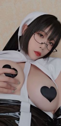 小唯西川_1080免费高清观看