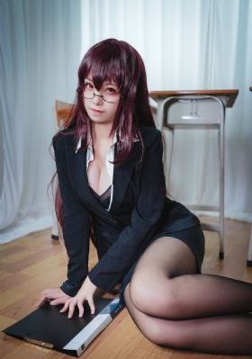 裸体俱乐部_1080在线观看视频