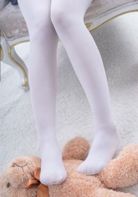 老头边吃奶边弄进去呻吟_720动漫免费观看