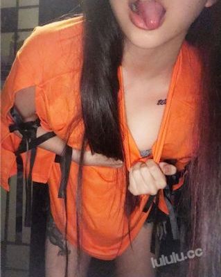 丰满大胸年轻寡妇_高清高清免费观看