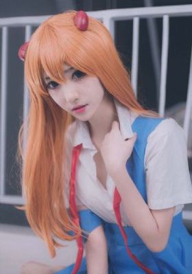 年轻的妻子在线播放_完整版高清下载