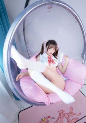 在宿舍撅着屁股被双根室友玩_蓝光版中文字幕包