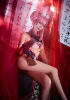 《漂亮的女邻居》在线观看_BD英语高清在线
